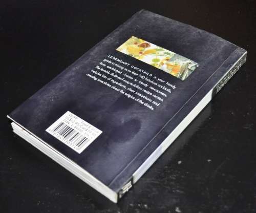Legendary Cocktails by David Berry ISBN 9781843303749