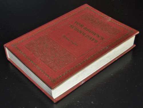 Tom Brown`s Schooldays by Thomas Hughes, Illustrated by Terry Gabbey ISBN 0361062524