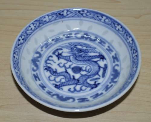 Pair of Vintage Chinese Blue and White Hand Painted Rice Grain Pattern Footed Bowls
