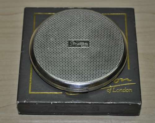 Vintage Silver plated Stratton Powder Compact Made in London c1970 - New, unused, in ordiginal box