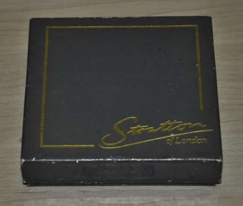 Vintage Silver plated Stratton Powder Compact Made in London c1970 - New, unused, in ordiginal box