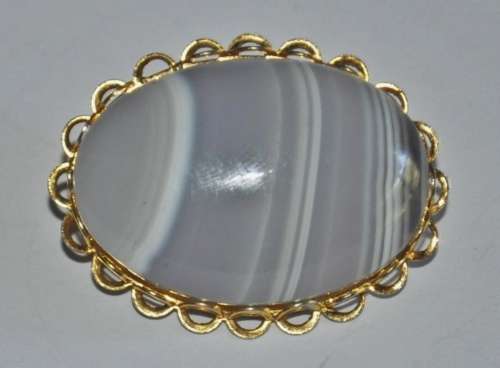 Vintage Gold Tone Cabochon Gray Banded Agate Brooch Pin