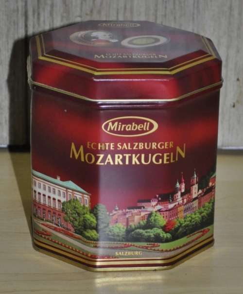 Collectible Contemporary Octagonal Mirabell Mozartkugln Dessert Treat Tin