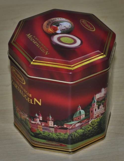 Collectible Contemporary Octagonal Mirabell Mozartkugln Dessert Treat Tin