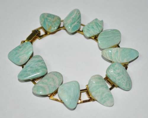 Vintage Gold Tone Light Green Amazonite Semi-precious Stone Bracelet c1960
