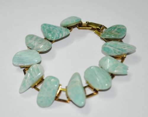 Vintage Gold Tone Light Green Amazonite Semi-precious Stone Bracelet c1960