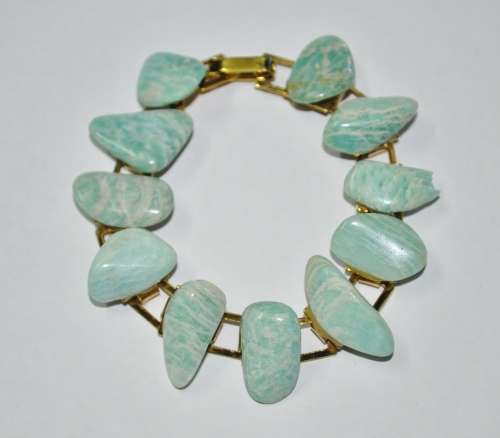 Vintage Gold Tone Light Green Amazonite Semi-precious Stone Bracelet c1960