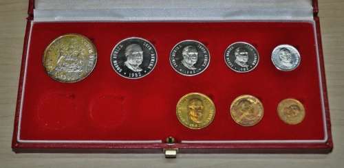1982 SA Long Proof Set including R1 silver coin, excludes gold coins, in original red long box