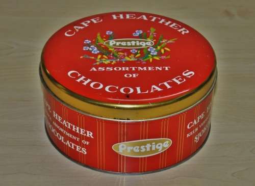 Vintage Prestige Cape Heather Assortment of Chocolates Tin manufactured by Humphries Ltd SA