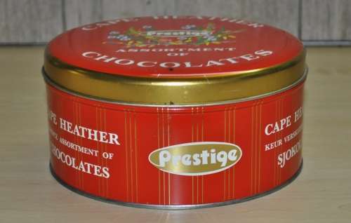 Vintage Prestige Cape Heather Assortment of Chocolates Tin manufactured by Humphries Ltd SA