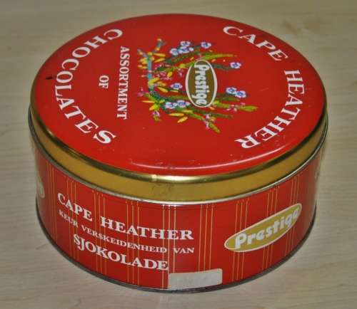 Vintage Prestige Cape Heather Assortment of Chocolates Tin manufactured by Humphries Ltd SA