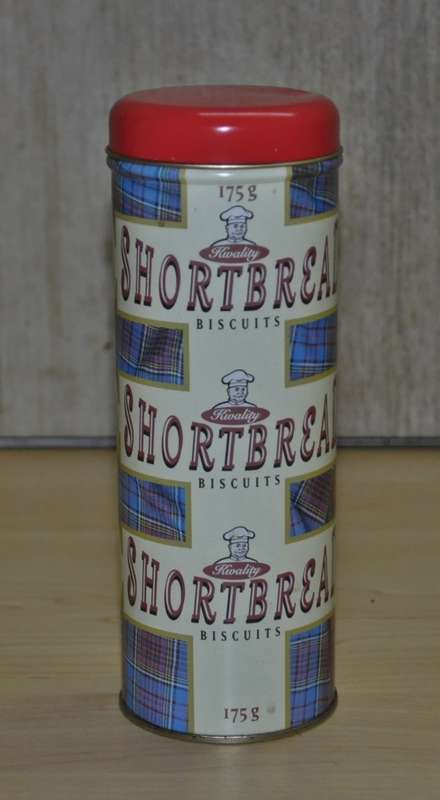 Vintage Kwality Shortbread Biscuits Tin manufactured by Blue Lion Manufacturing