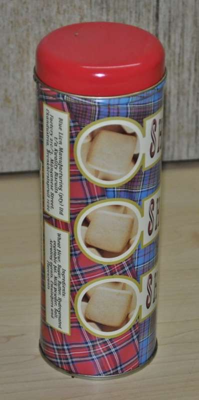 Vintage Kwality Shortbread Biscuits Tin manufactured by Blue Lion Manufacturing