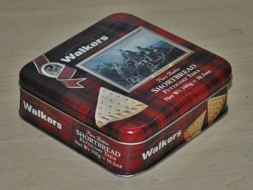 Contemporary, Collectible Walkers Pure Butter Shortbread Petticoat Tails Tin made in Scotland