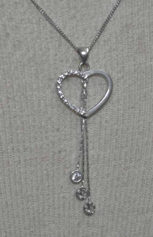 Vintage Middle Eastern YT900 Sterling Silver Heart and Crystal Pendant on 925 Silver Chain