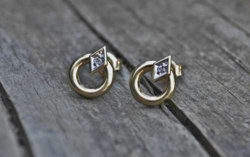 Vintage 9ct Yellow Gold Circle and Diamond Stud Earrings