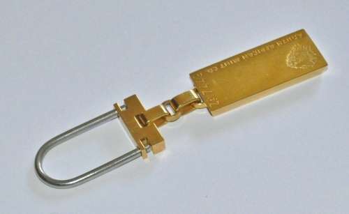 Vintage South African Mint Co. Gold Plated Ingot (numbered ZA7442) Key Ring Key Chain