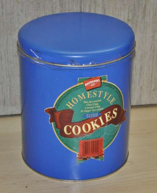 Collectible, Vintage Large Baumann`s Cookies Tin