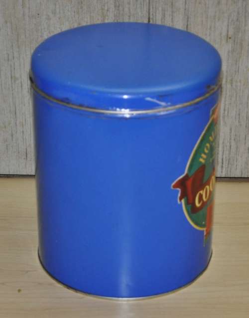 Collectible, Vintage Large Baumann`s Cookies Tin
