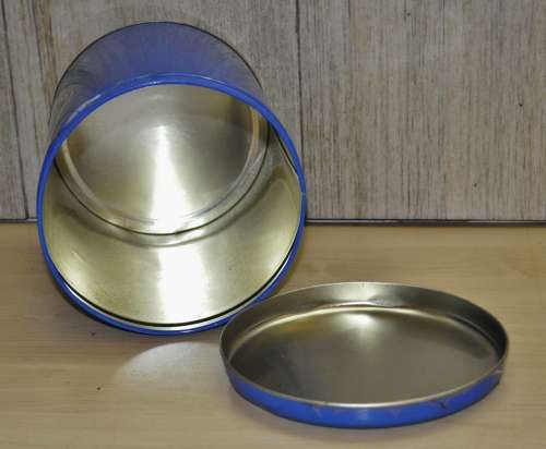 Collectible, Vintage Large Baumann`s Cookies Tin
