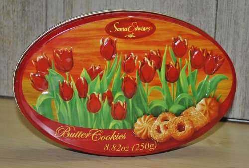 Vintage, Collectible Embossed Santa Edwiges Butter Cookies Tin