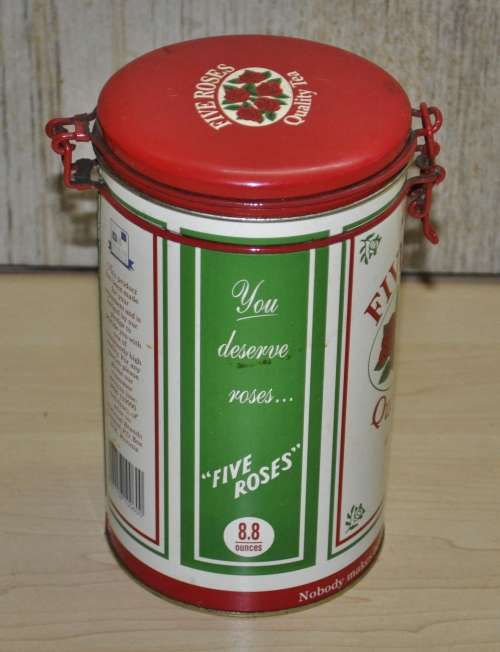 Vintage, Collectible Five Rose Quality Tea Tin