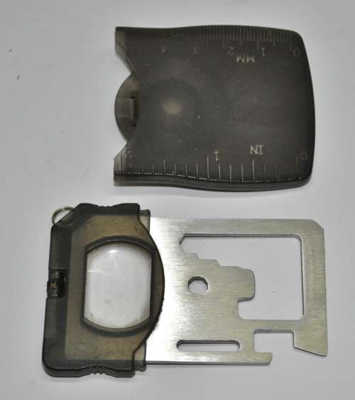Credit Card-sized Multi-function Stainless Steel Survival Tool in Protective Hard Case