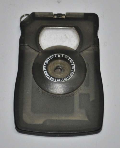 Credit Card-sized Multi-function Stainless Steel Survival Tool in Protective Hard Case