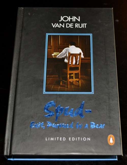 Spud - Exit, Pursued by a Bear by John van de Ruit (ISBN 9780143530398) Signed Limited Edition