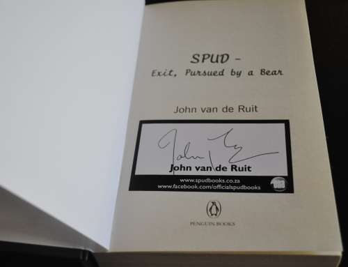 Spud - Exit, Pursued by a Bear by John van de Ruit (ISBN 9780143530398) Signed Limited Edition