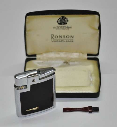 Vintage Ronson Varaflame Lighter with Original Box and Cleaning Brush - Made in England