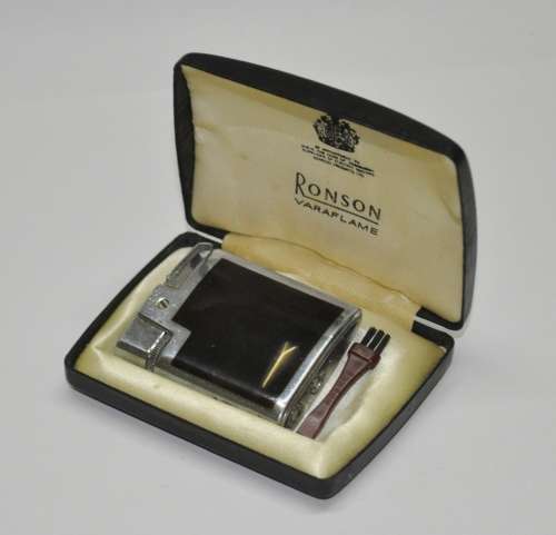 Vintage Ronson Varaflame Lighter with Original Box and Cleaning Brush - Made in England
