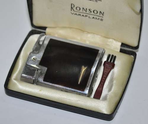 Vintage Ronson Varaflame Lighter with Original Box and Cleaning Brush - Made in England