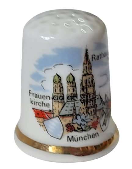 Collectible Vintage German Porcelain Thimble - Munchen, Rathaus, Frauen kirche