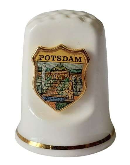 Collectible Vintage German Porcelain Thimble - Potsdam
