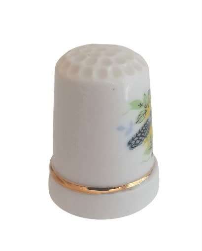 Collectible Vintage Porcelain Thimble - Ornithology