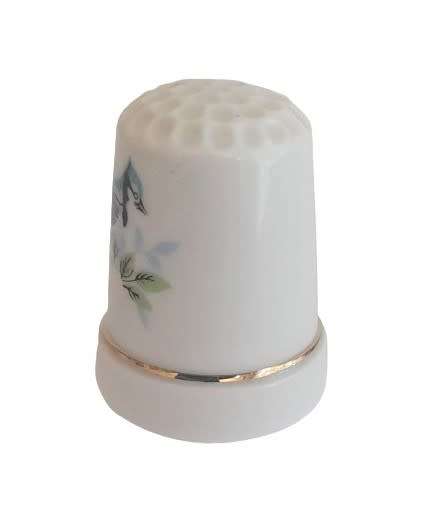 Collectible Vintage Porcelain Thimble - Ornithology