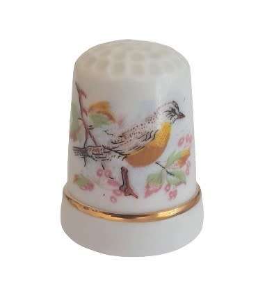Collectible Vintage Porcelain Thimble - Ornithology