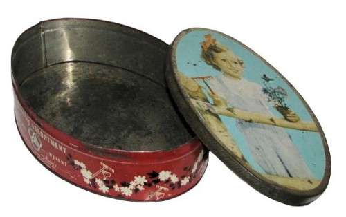 Vintage, Collectible Premier Biscuit Company Luxury Assortment Biscuit Tin
