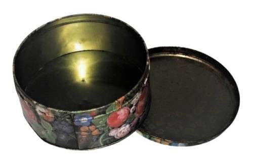 Vintage, Collectible Medium Sized Floral Storage/Biscuit Tin