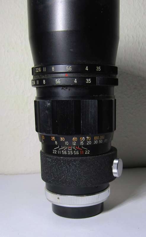 Vintage Cunor 1:3.5 f  200mm Telephoto Lens No. H667381 Made in Japan in original leather case