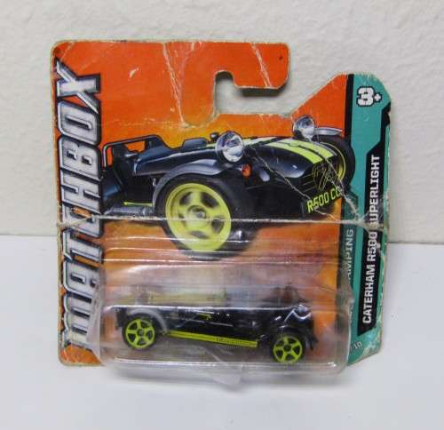 Matchbox Die-cast Catamaran R500 Superlight in original packaging (2011)