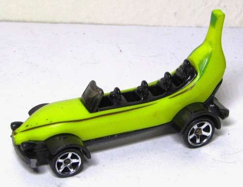 Collectible Matchbox Die-cast Big Banana Car (2019) M43