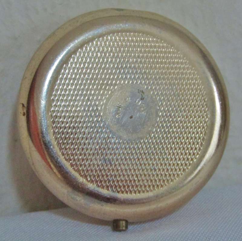 Vintage round gilt metal pill box with bouquet decoration - Made in Japan