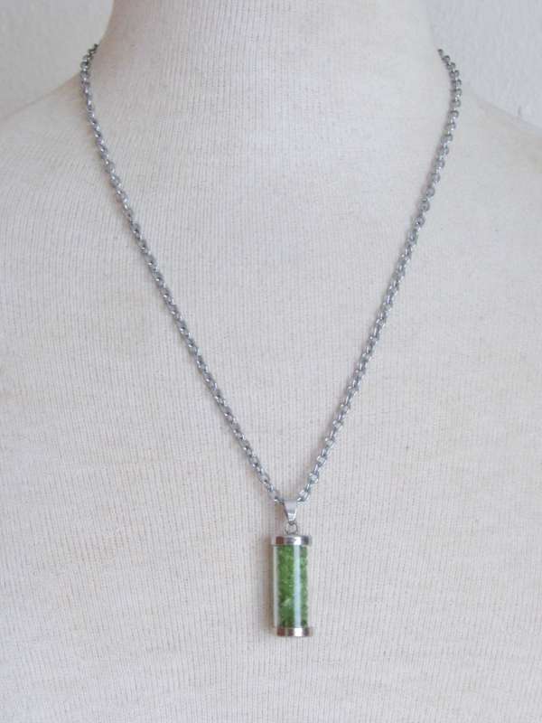 Vintage silver tone chain with tube pendant filled with jade chips