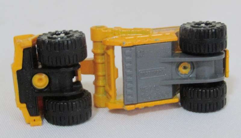 Matchbox Die-cast Scraper MB745 `Adlar 58` Construction (2007)