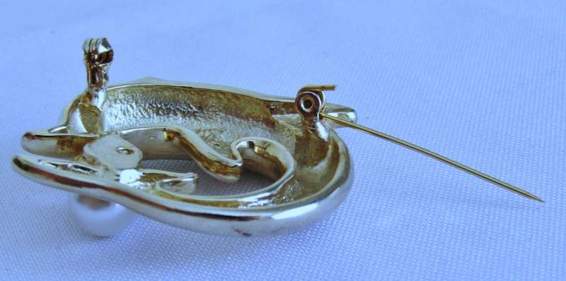 Vintage Mid-century 1970s gold tone and faux pearl Dolphin Brooch Pin