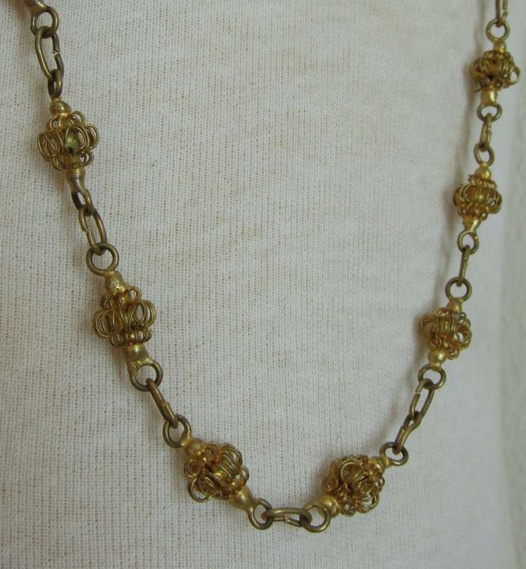 Vintage 1940s gilt brass wire basket bead necklace