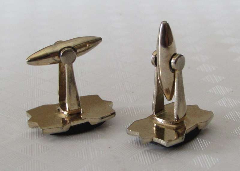 Vintage gold tone simulated onyx with mother of pearl inlay cufflinks