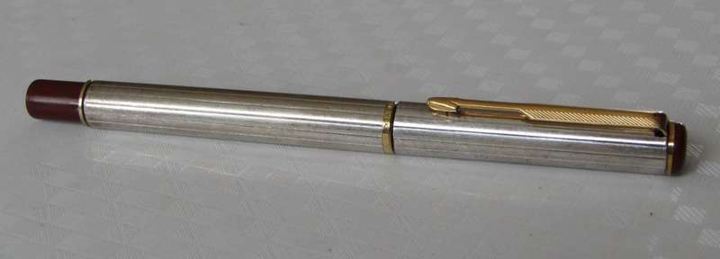 Parker Rialto 88 vintage fountain pen  Sterling silver plated barrel with gold plated Nib